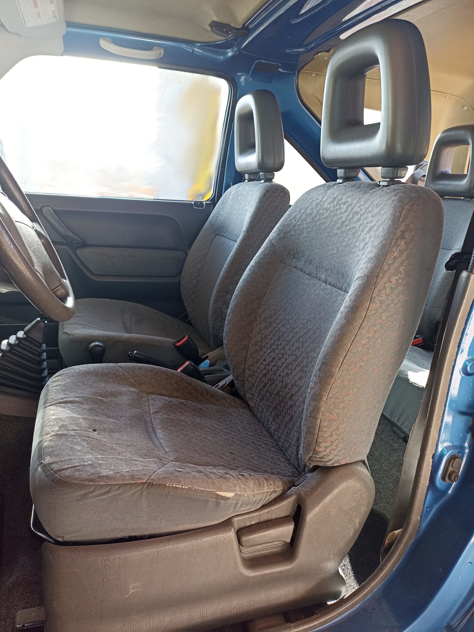 Asiento delantero visto desde el lateral